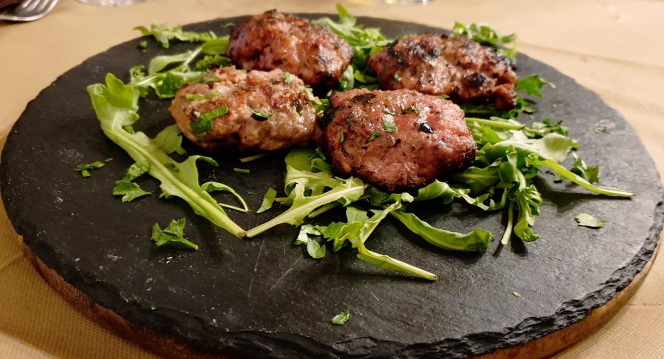 La Bisteccona Trattoria - Carnezzeria - Pizzeria photo 3