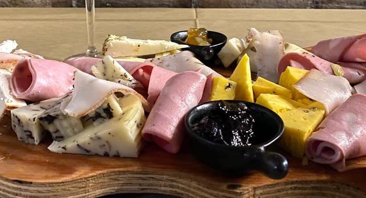 La Bisteccona Trattoria - Carnezzeria - Pizzeria photo 5