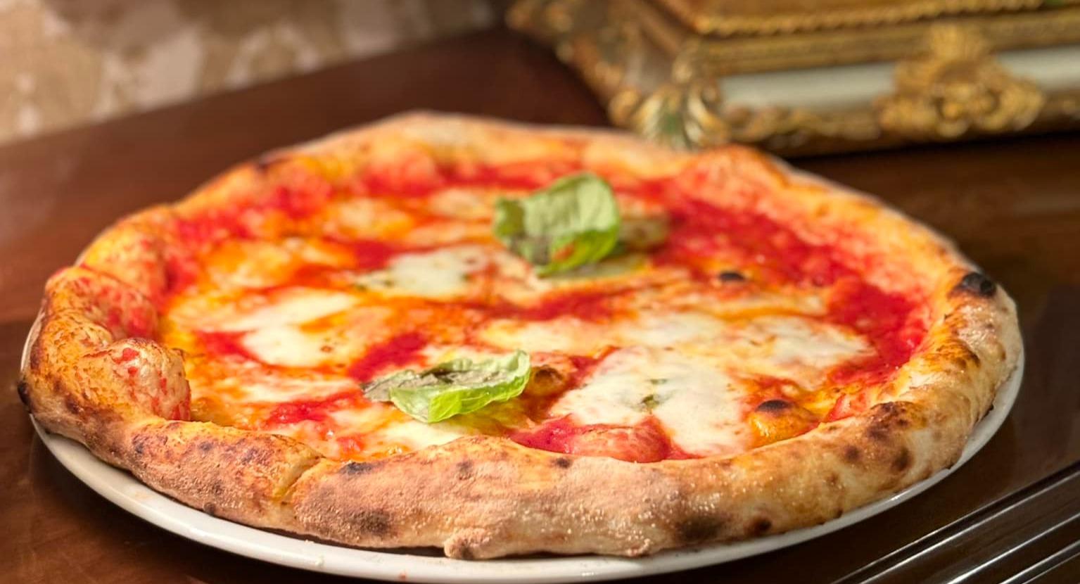 Antica Pizzeria Chiaia photo 4