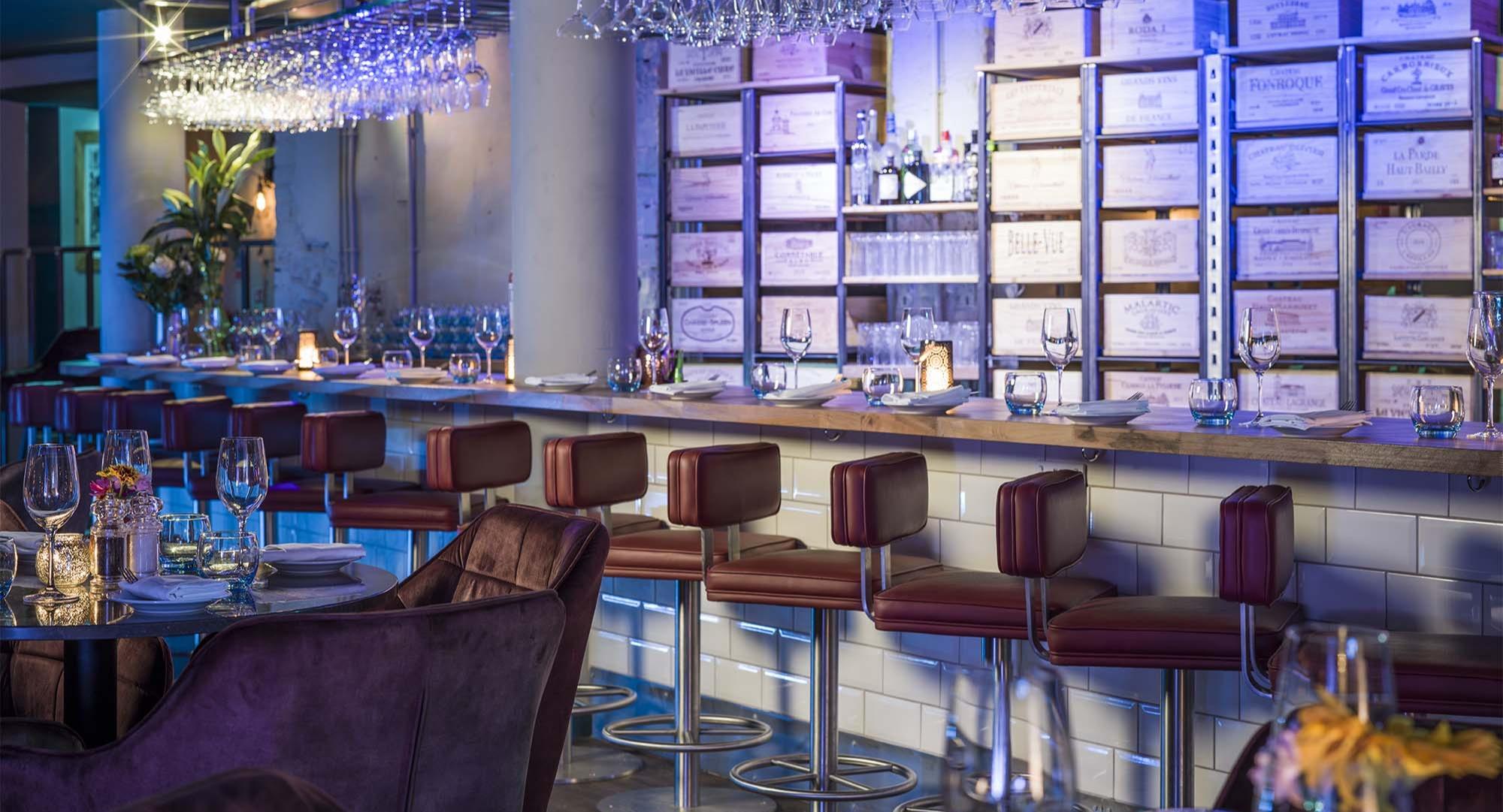 28-50 BY NIGHT photo 3