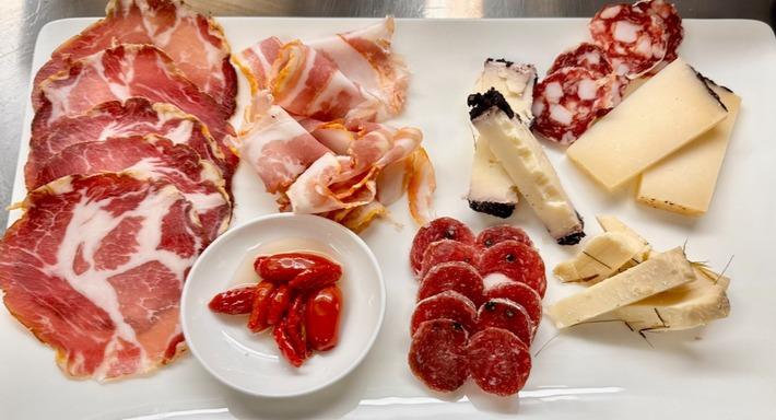 Enoteca Bellini Roma photo 2