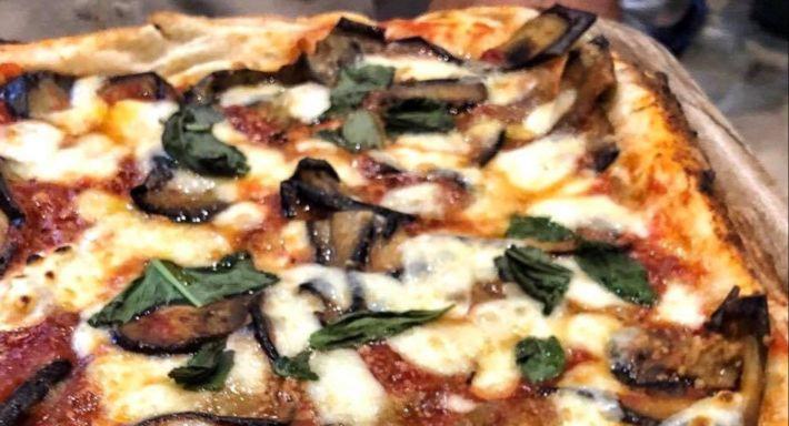 Pizzeria Vincenzo di Fiore photo 2