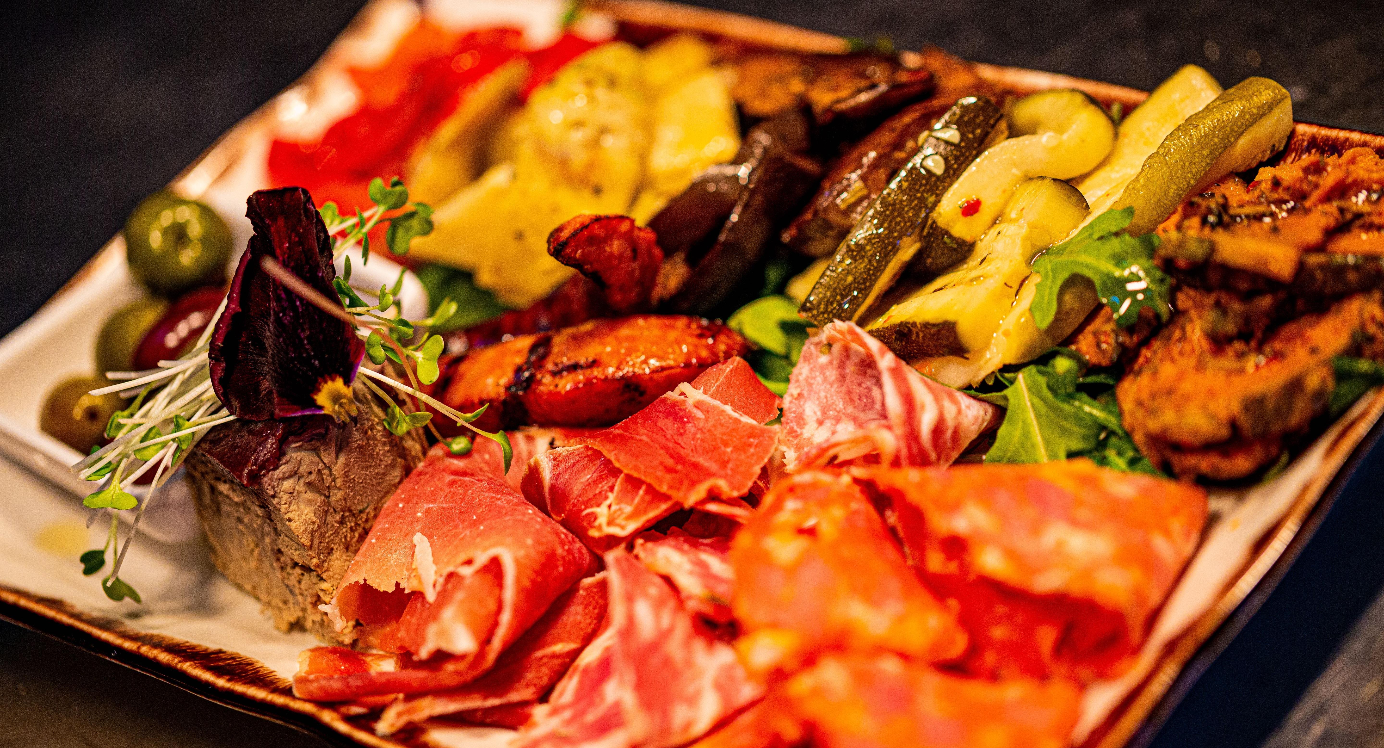 Jimmy Watson's photo 3