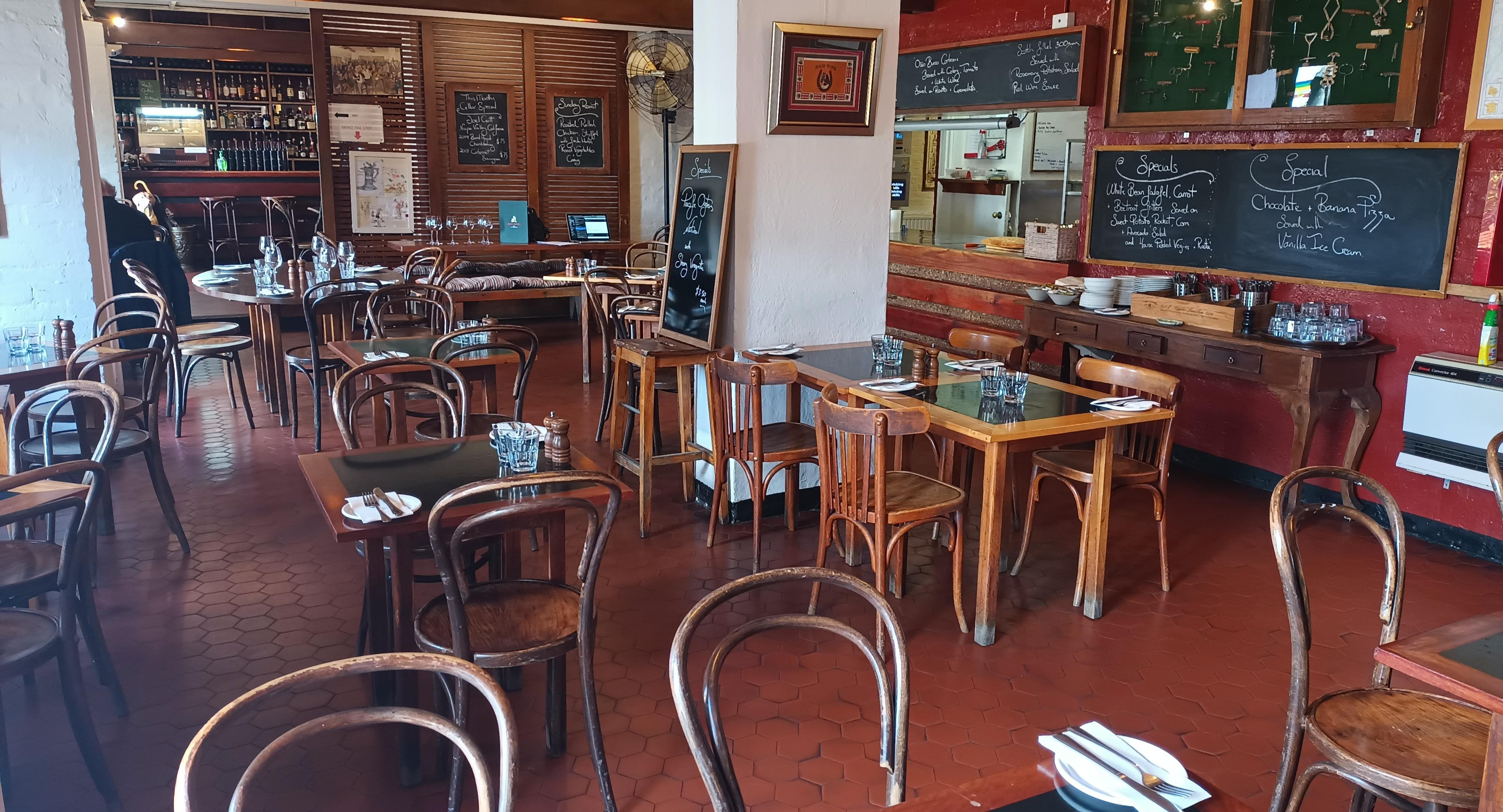 Jimmy Watson's photo 5