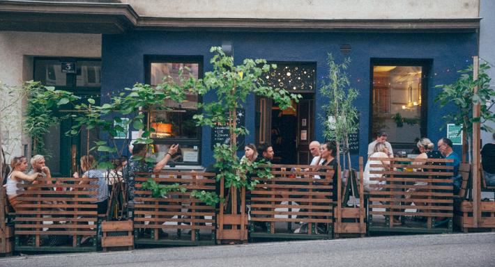Café Trabant photo 2