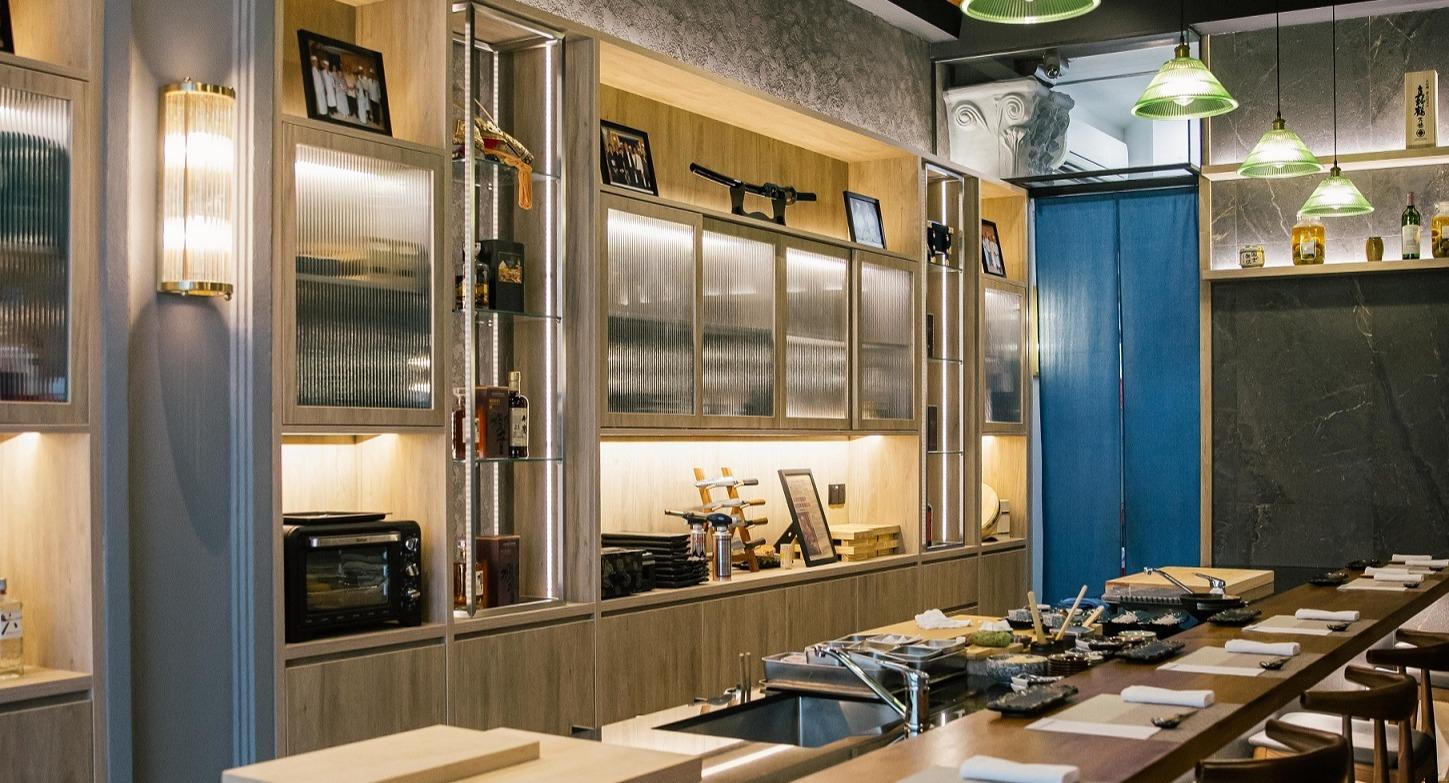 Nijuuichi Duxton Hill