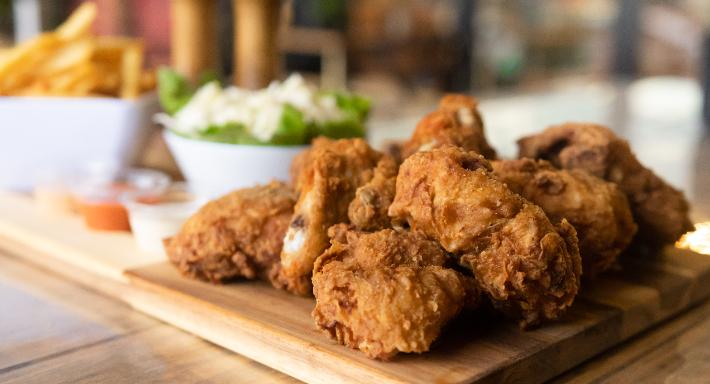 Nash's Burgers & Grill photo 2