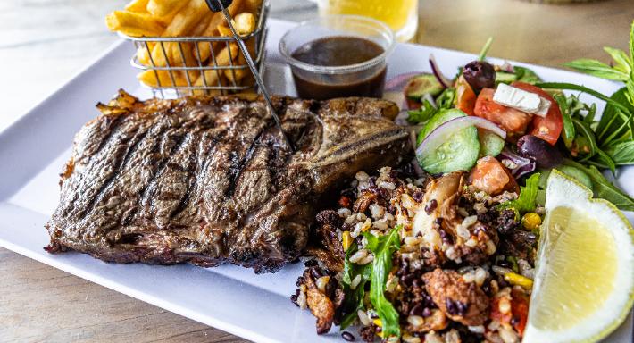 Nash's Burgers & Grill photo 3