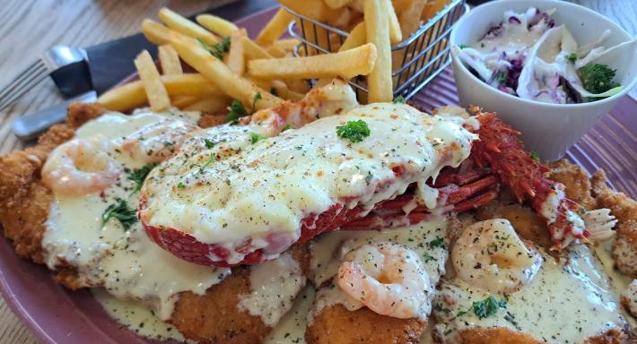 Joe's Pizza Bar photo 2