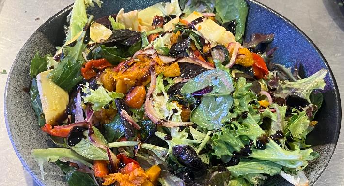 Joe's Pizza Bar photo 4