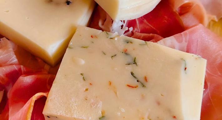 Ristorante Pizzeria Santa Venerina | Etna in bocca photo 5