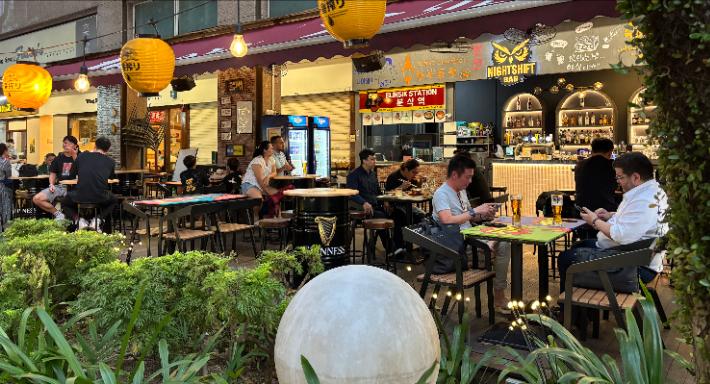 Nightshift Bistro & Bar photo 5