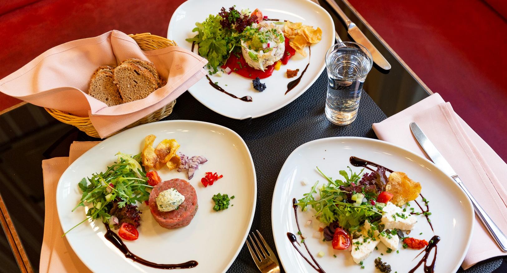 Das Biedermeier Restaurant - Zu ebener Erde und erster Stock photo 4