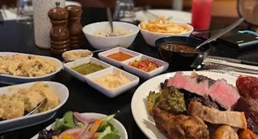 Club Brasilia Bar & Grill photo 2