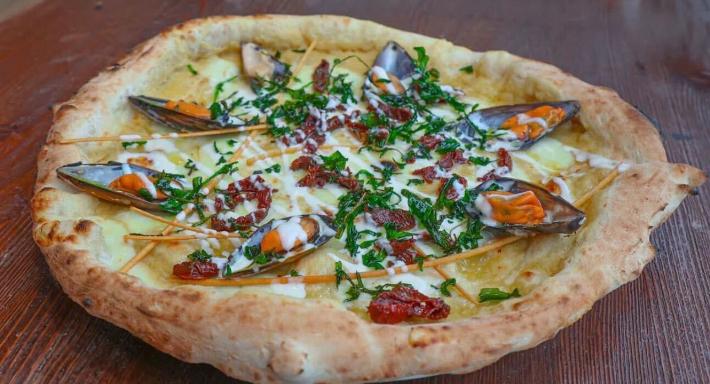 Castello Showbiz photo 4