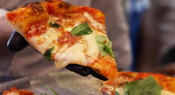 Castello Showbiz photo 5