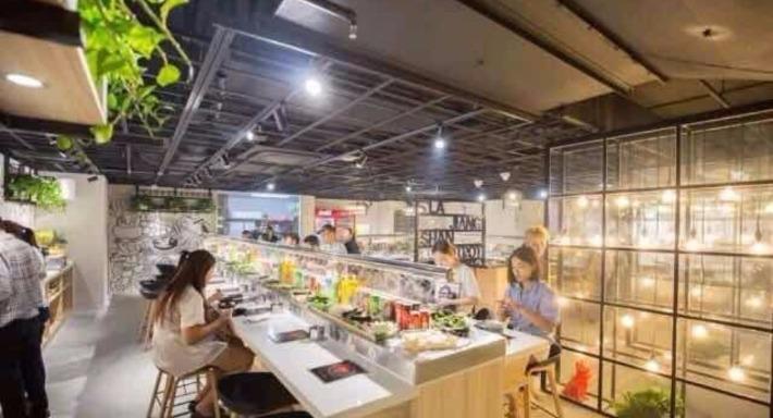 La Jiang Shan Hotpot - 辣姜山火锅 photo 2