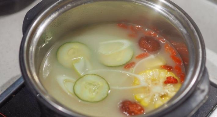 La Jiang Shan Hotpot - 辣姜山火锅 photo 5