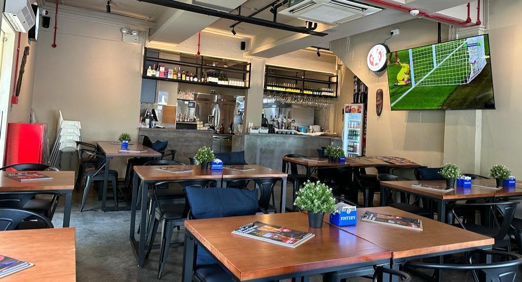 Lazy Lizard - Pasir Panjang photo 4