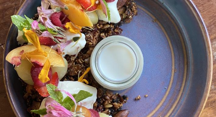 Round Bird Food & Wine Merchants photo 2