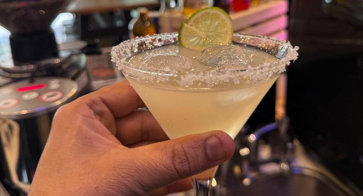 Stubby Cafe Bar & Restaurant photo 2