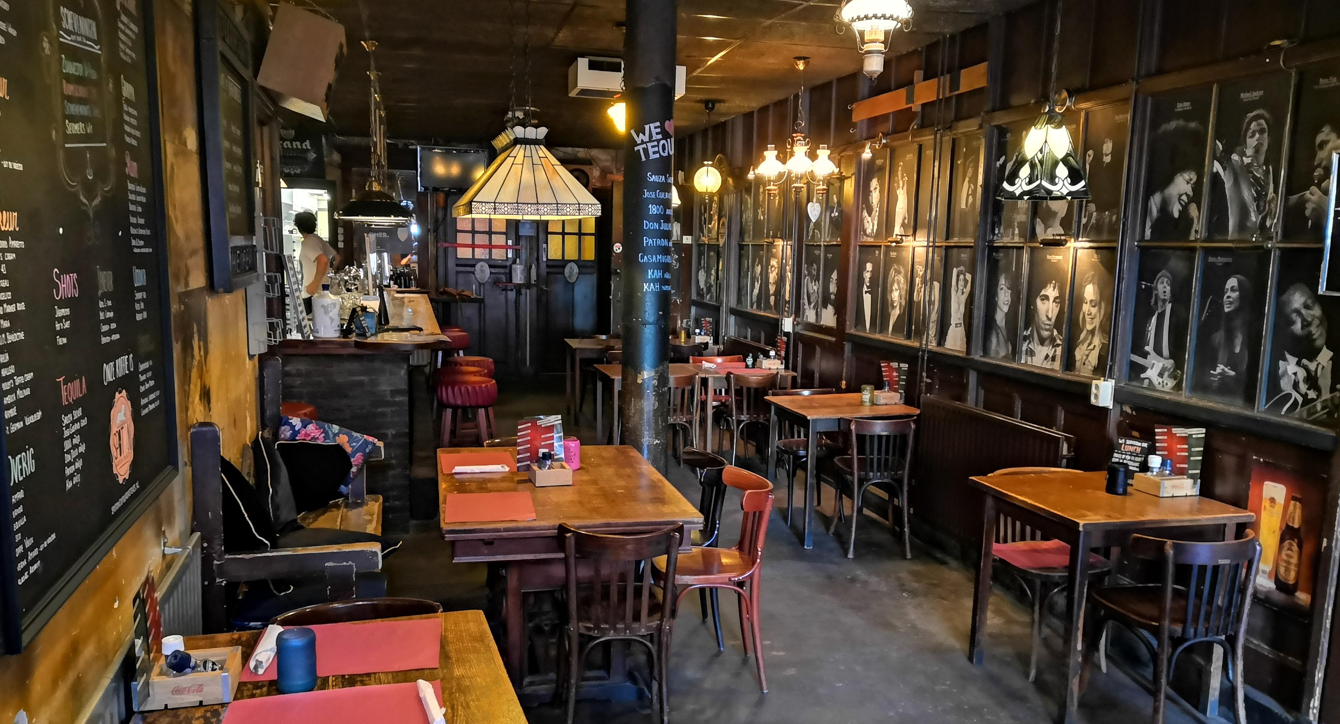 De Paraplu - lunch diner borrel photo 2