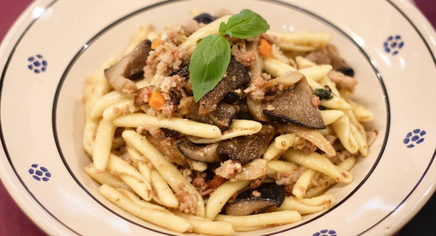 Mr. Bombetta photo 4