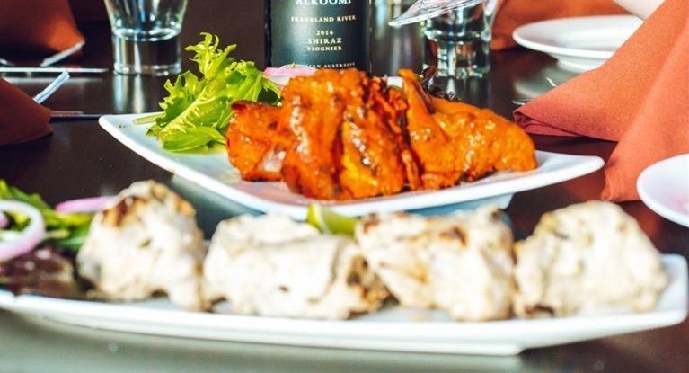 2 Fat Indians @ Doubletree Hilton photo 4