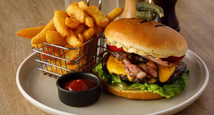 Angus & Co - Adelaide Royal Coach photo 3