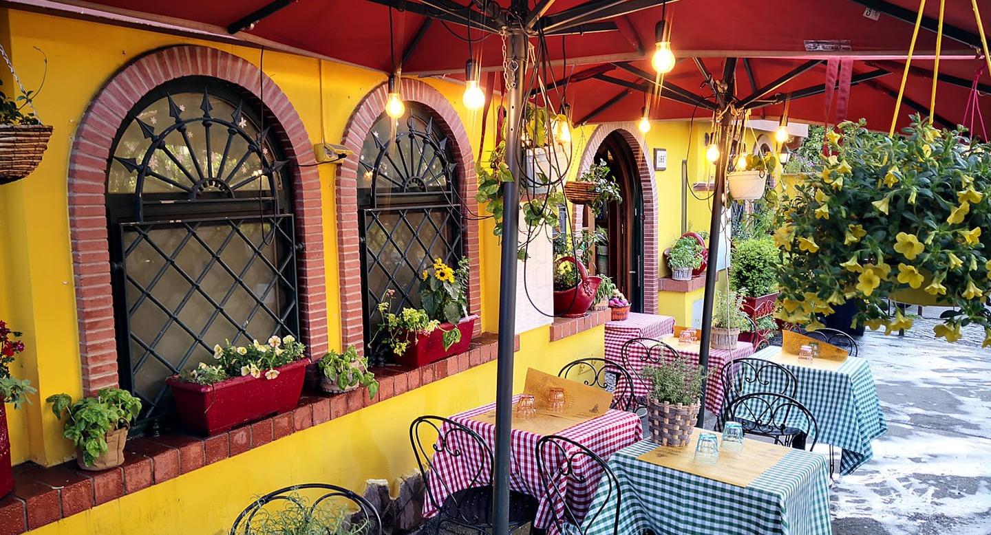 La Taverna Pizzeria Bisteccheria