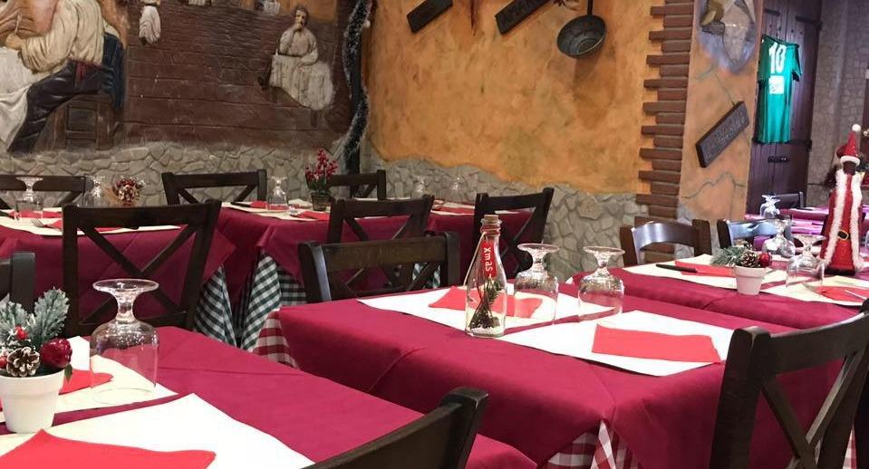 La Taverna Pizzeria Bisteccheria photo 3