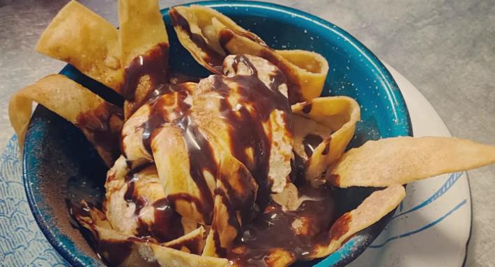 Mama De Luna photo 4