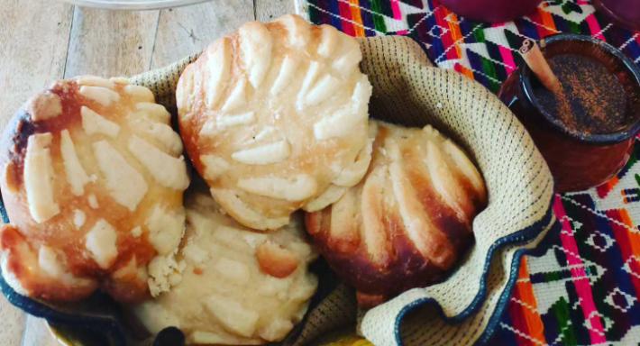 Mama De Luna photo 5