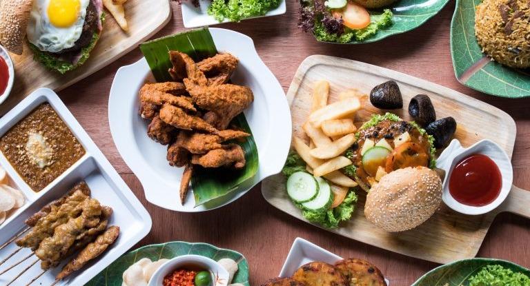 Woody Family Peranakan Cafe