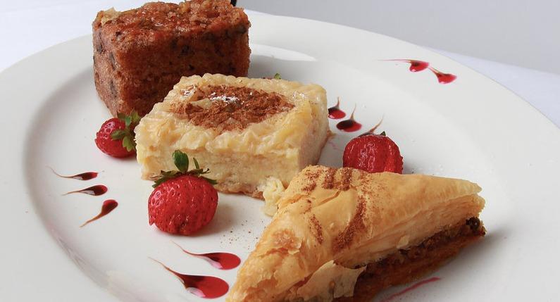 Diethnes Greek Restaurant photo 2