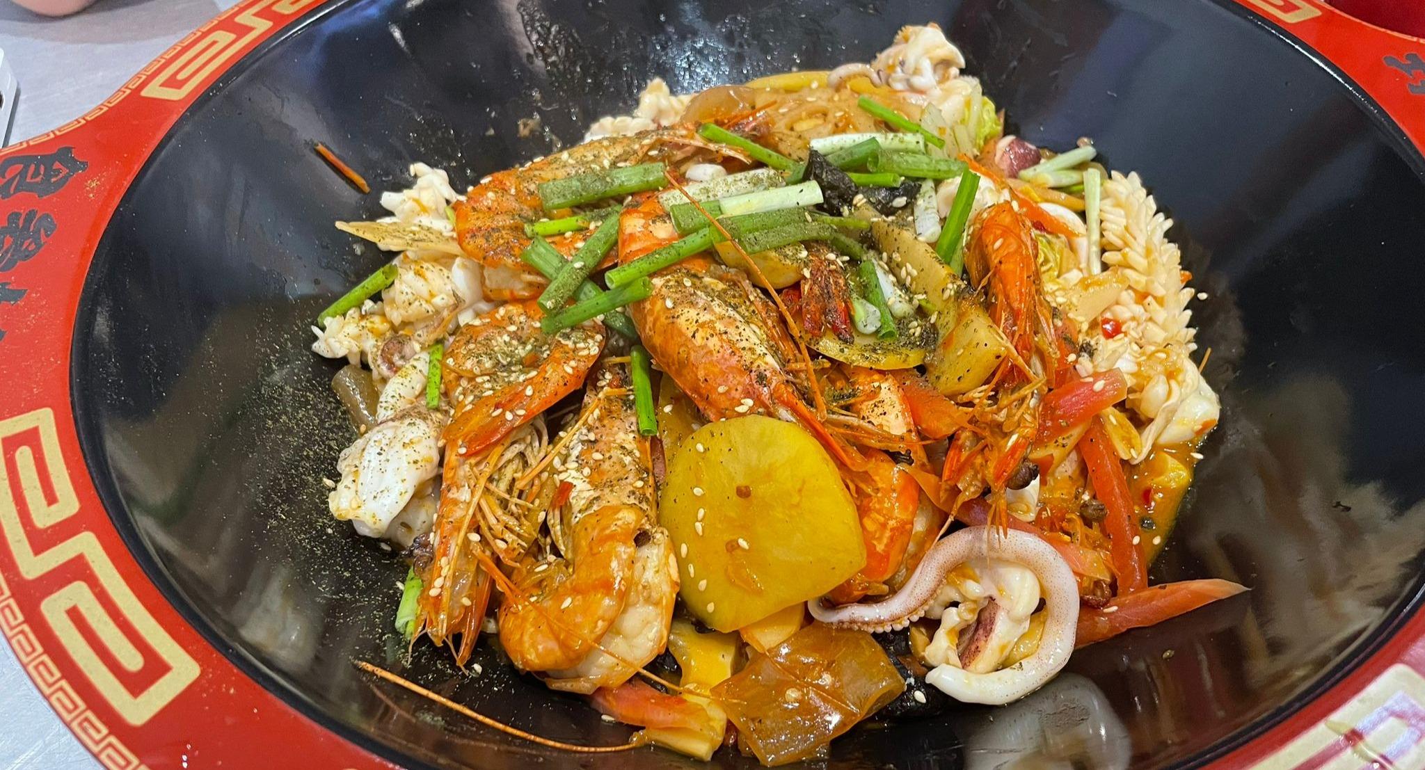 Shi San Yao 食叁妖 - 泡椒三绝