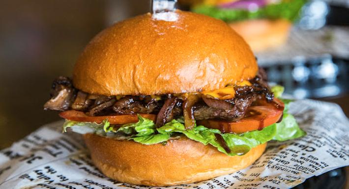 The Burger Lounge photo 4