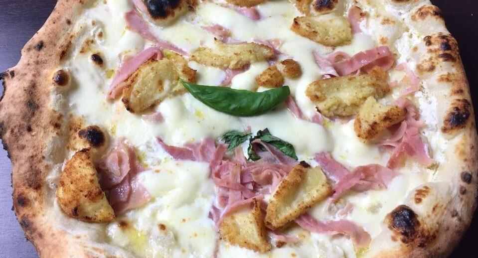 Rione Terra Pub Pizzeria