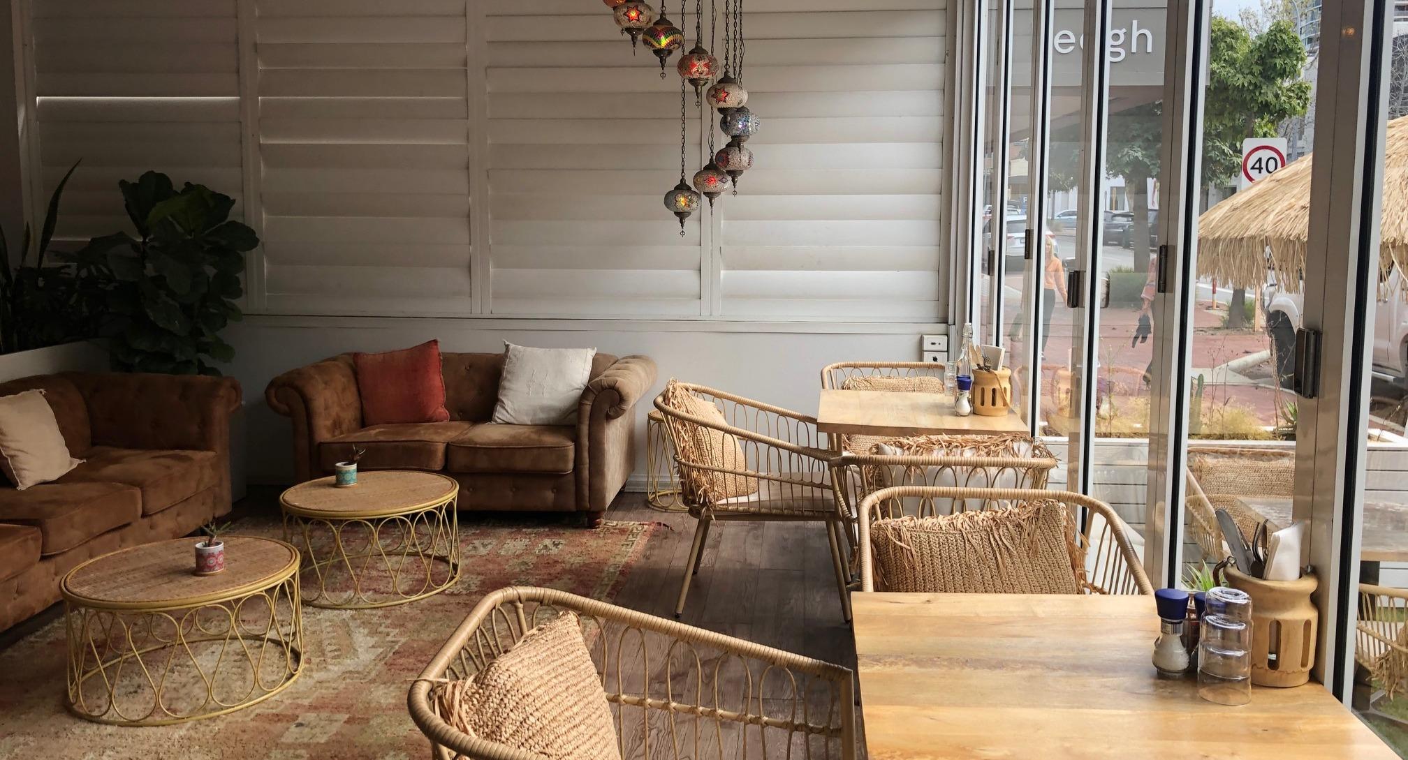 Hangout on Hay photo 4