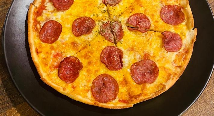 Chilis Pizza photo 5