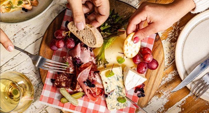 French Basket Café & Restaurant Dee Why photo 5