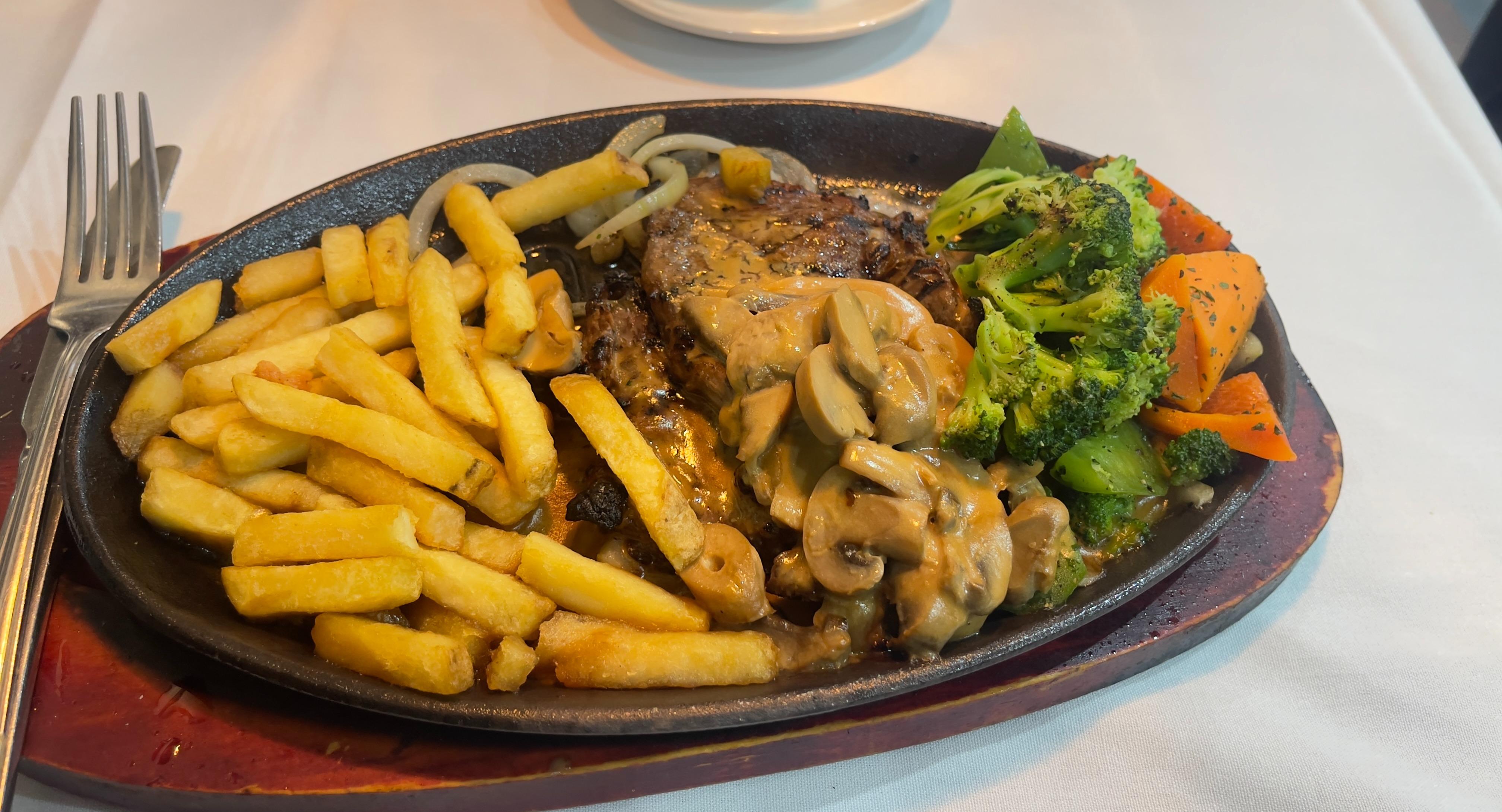 Koh-I-Noor Palace photo 3