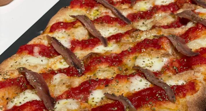 borgo in centrale photo 2