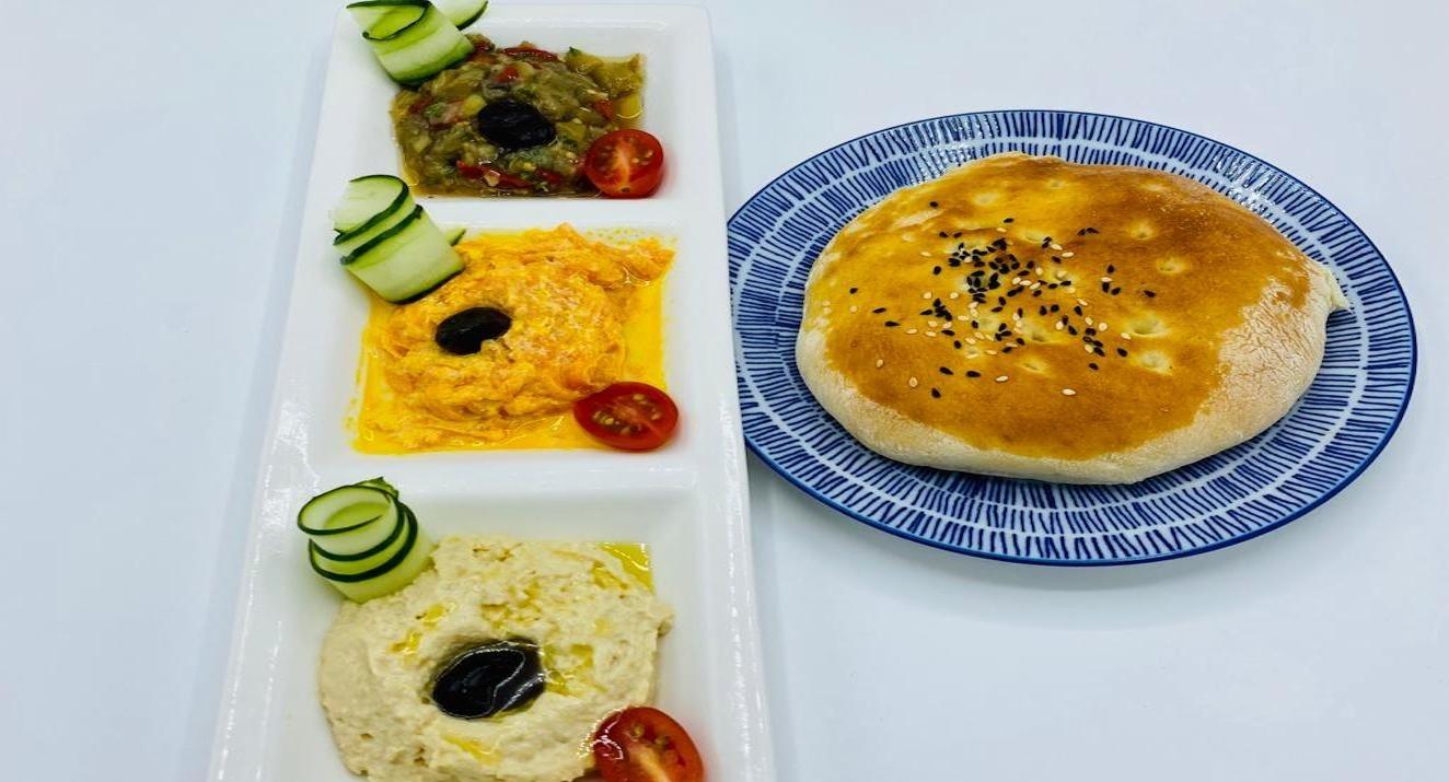 Arkadas Cafe & Restaurant photo 2