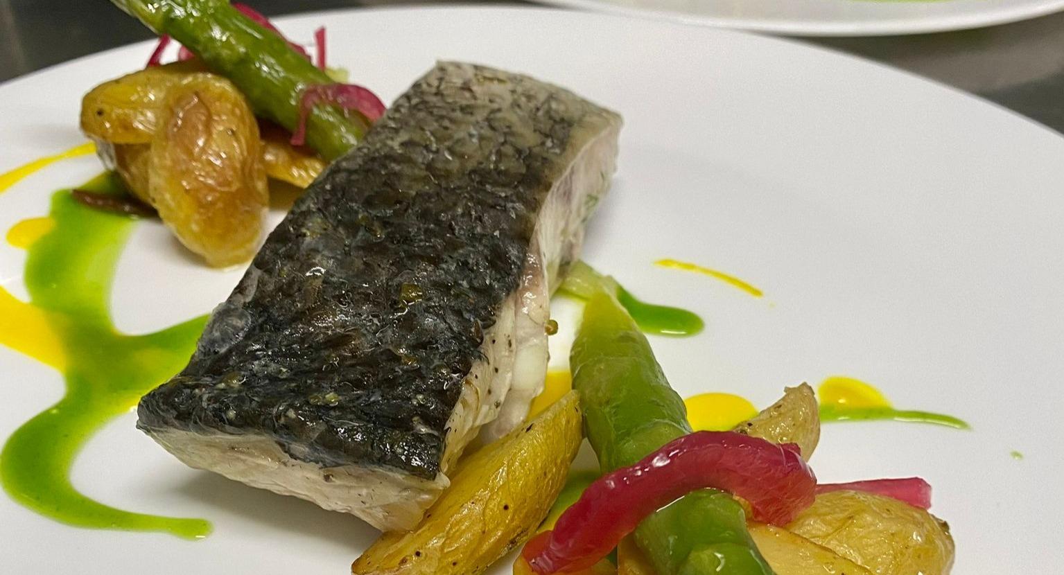 Piccolo Mondo Ristorante Lounge Bar