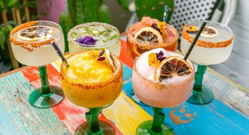 Hecho En Mexico - Milton photo 2