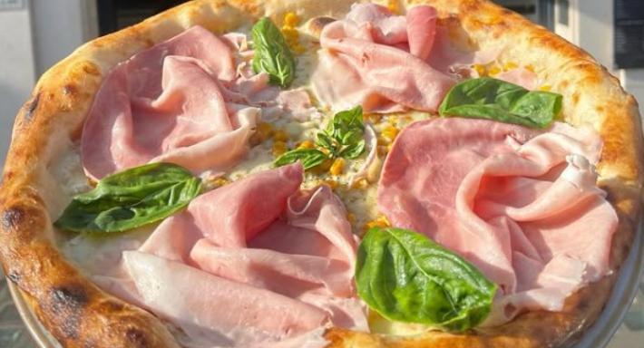 Pizzeria Entrée photo 4