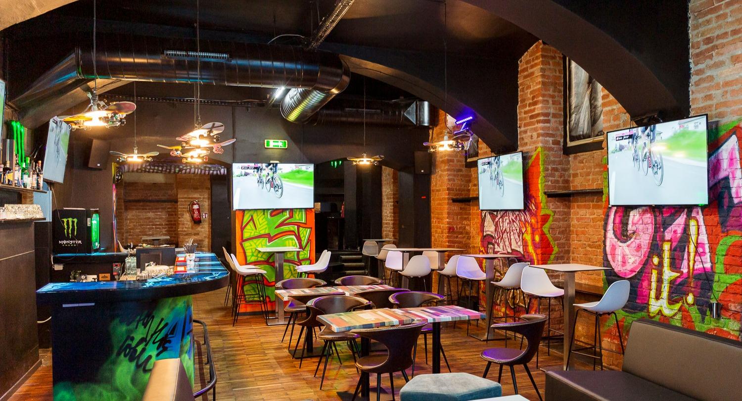 California Funn Restaurant & Club photo 5