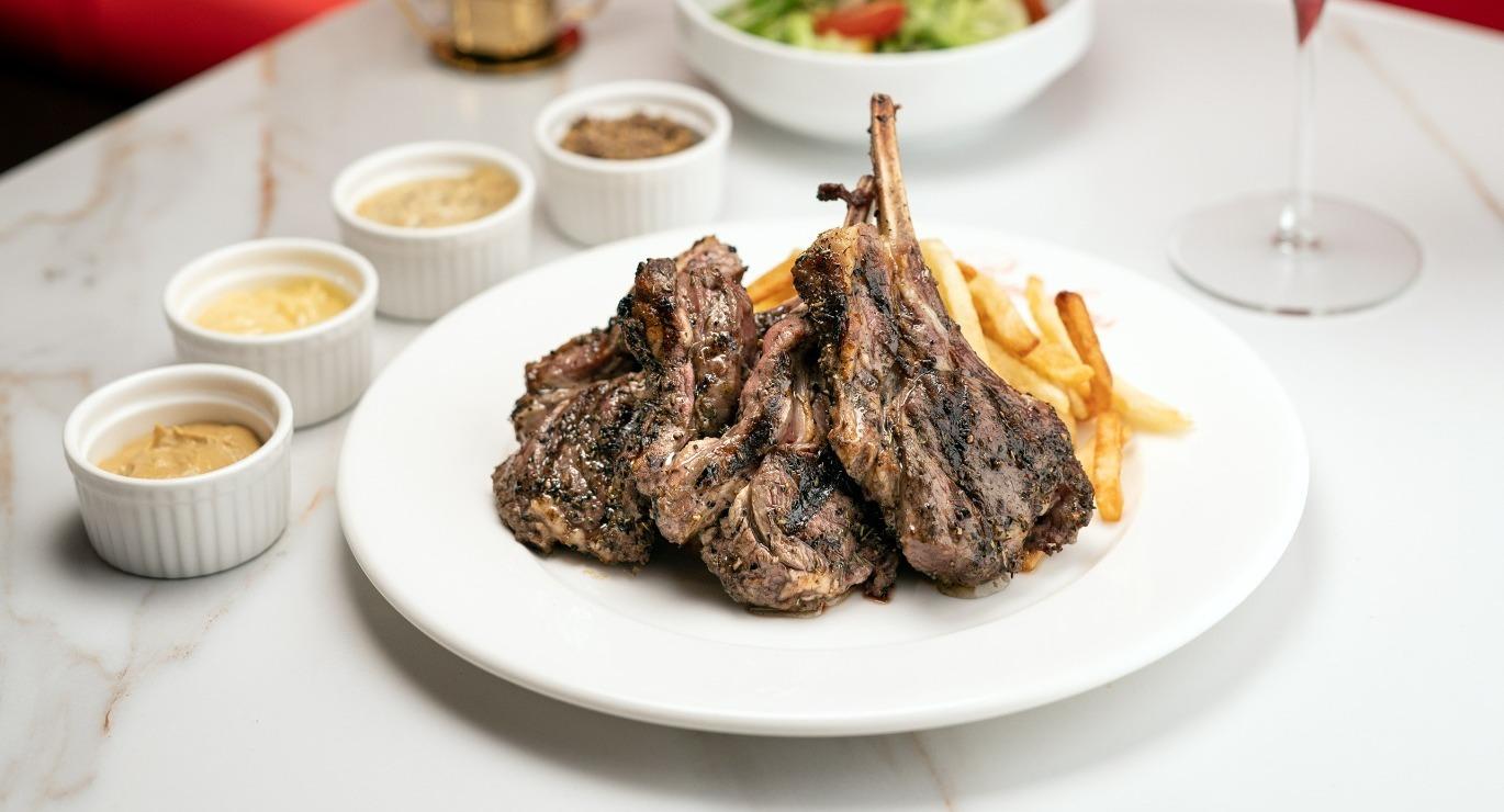 Les Bouchons - Rochester photo 3