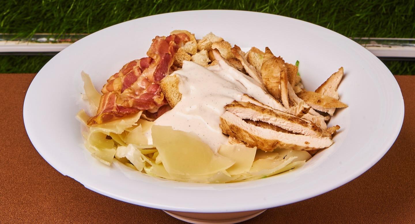 East River | American Pub photo 3